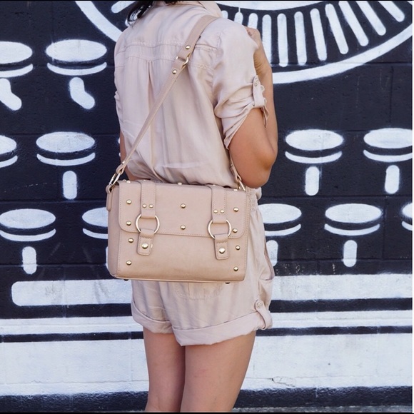 Vintage inspired crossbody shoulder studded bag - Picture 2 of 7